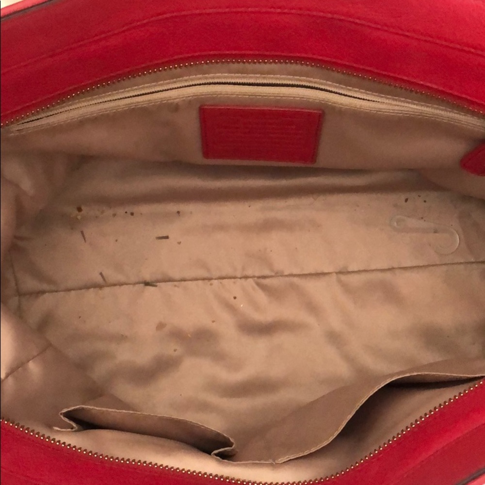 Medium Size *Coach* - image 5